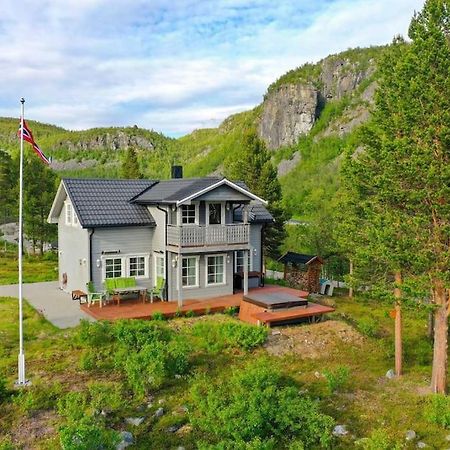 Hytte I Flott Natur Alta Buitenkant foto